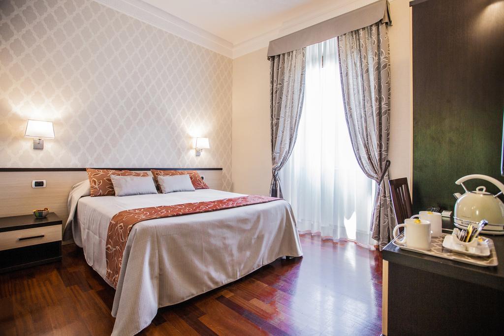 Hotel Domus Palatina Rzym Zewnętrze zdjęcie