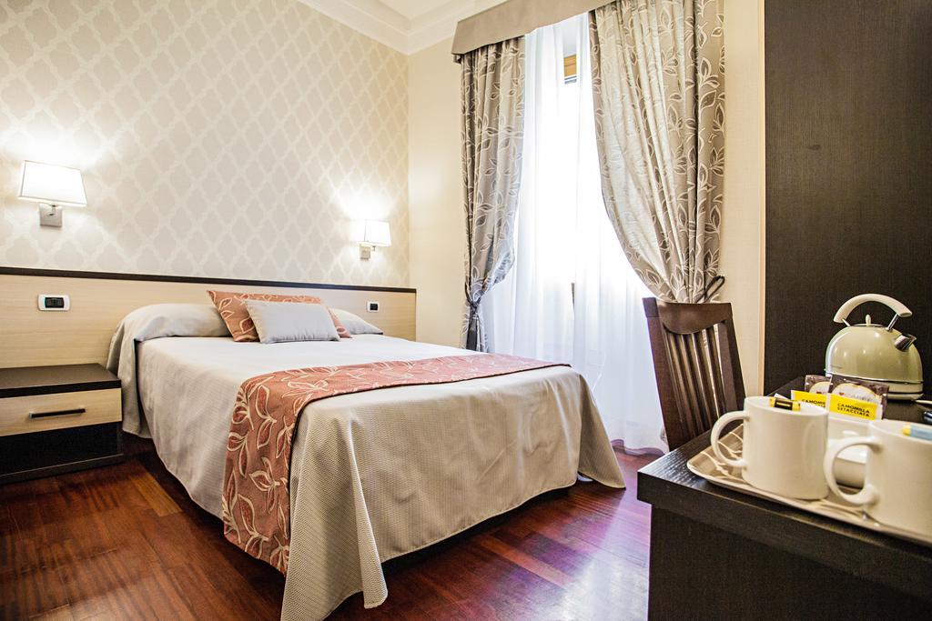 Hotel Domus Palatina Rzym Zewnętrze zdjęcie